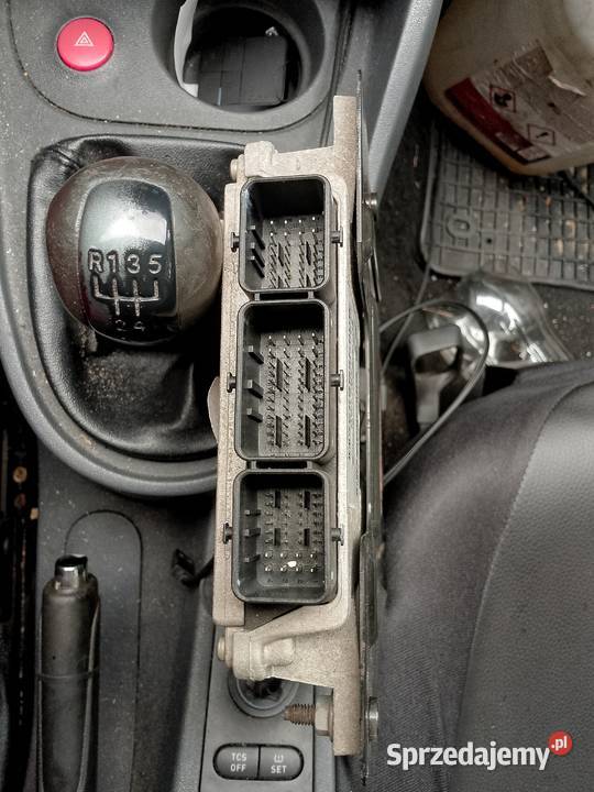 Sterownik silnika citroen C 4 SW 9659099180 osobowe Komputery Komputery Myszków
