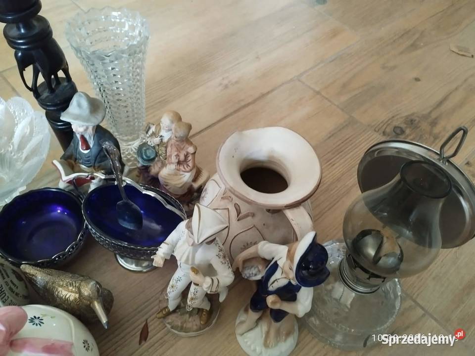 wyprzedaż kolekcji staroci karton w Gorzów Wielkopolski sprzedam