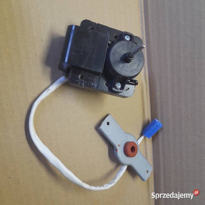 HOTPOINT ARISTON BCB 313A VEI FF Części do Głodno