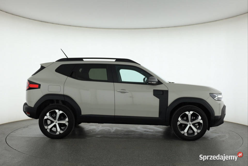 Dacia Duster 16 Hybrid