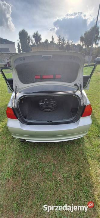BMW318i 2010 20 benzyna Konin
