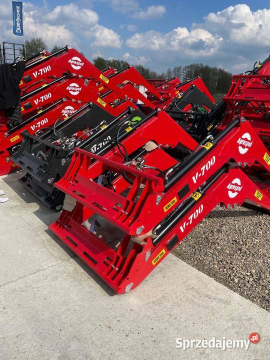 Ładowacz czołowy firmy Agrosped model V700 Wąbrzeźno sprzedam