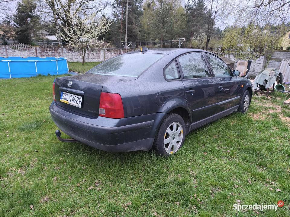 Passat B5 18t 150 sedan 2000r na części LC7U