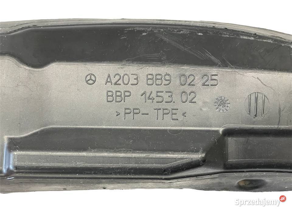 Mercedes W203 A203 889 02 25 wygłuszenie osobowe sprzedam