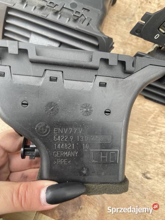 Kratka nawiewu lewa BMW E90 E91 Stalowa Wola