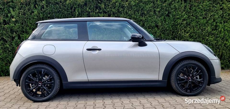 MINI Cooper C F66 2024r Nowy Model