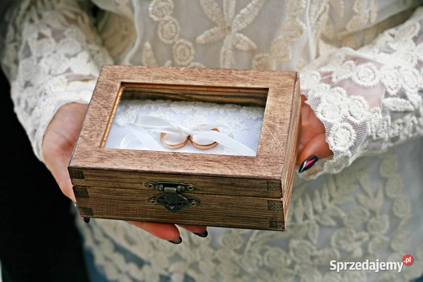 Metalowe zapięcia do pudełek z drewna 75 sztuk Poznań