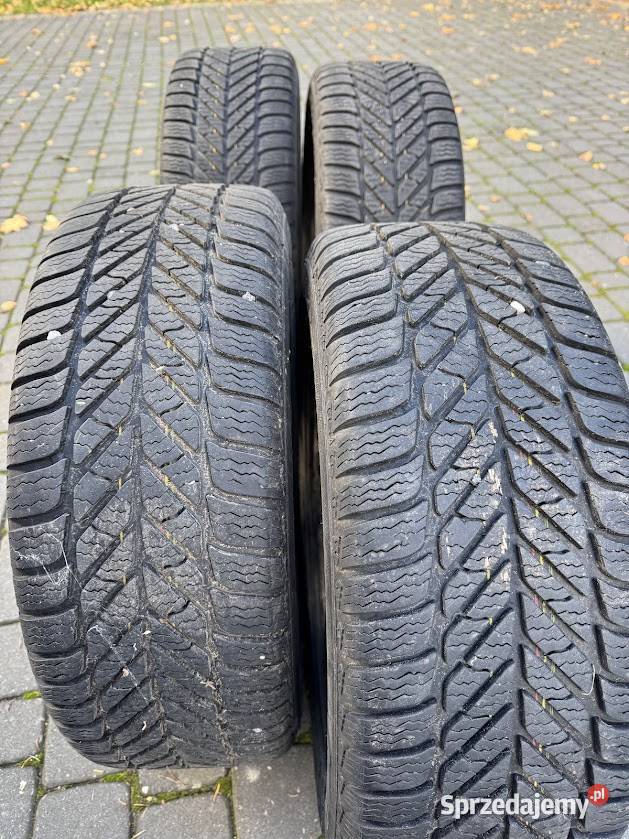Koła 16 komplet 4 20555R16 Dębica zimowe