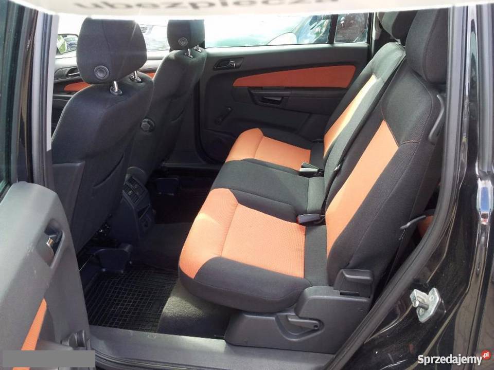 Sprzedam Opel Zafira czarny 220000km Zafira Krzywizna