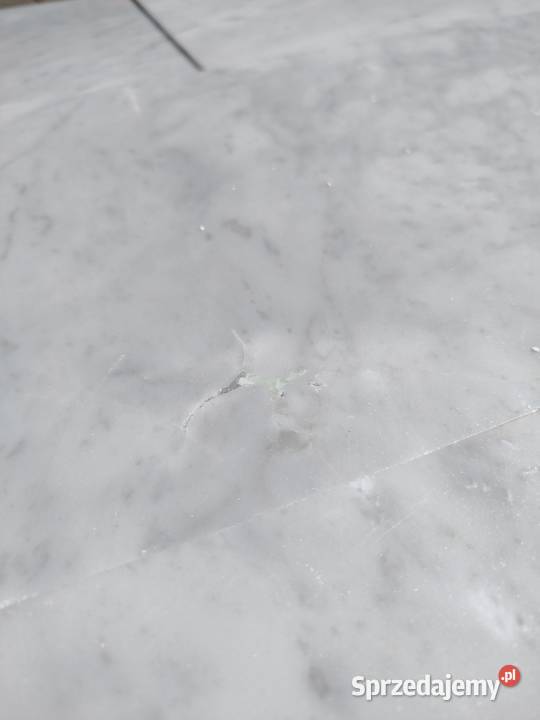 Marmur Carrara Bianco 60x30x2 matowa II gatunek Przemyśl