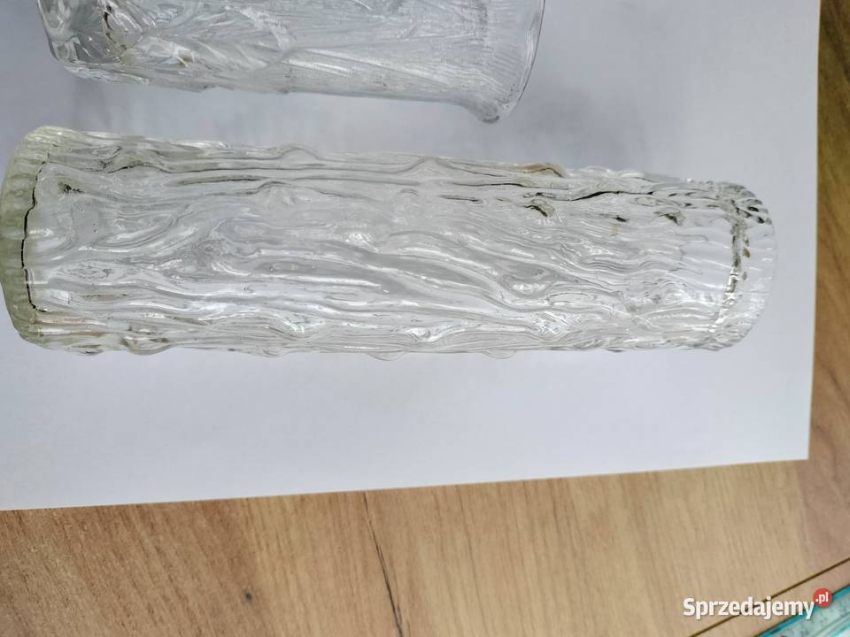 Dwa wazoniki pieniek i listki Choszczno