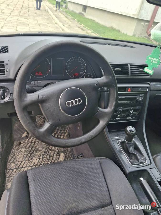 Audi a4 b6 20 benzyna Rok produkcji 2002 Biała Podlaska