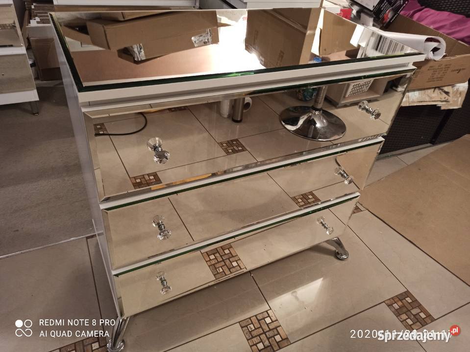 Komoda białaczarna70 3 szuflady lustrzana Nowy Sącz