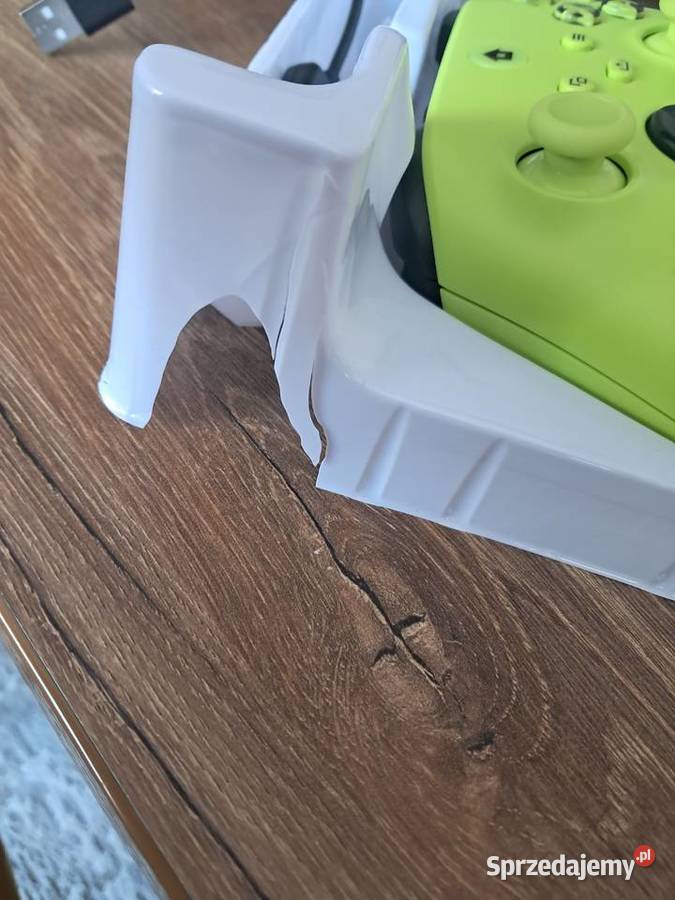 nowy kontroler electric volt do xboxa uszkodzone Sandomierz