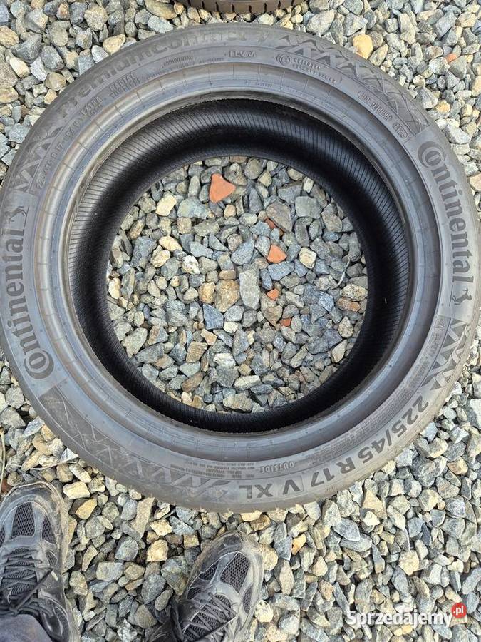 Sprzedam 2 opony letnie continental sprzedam