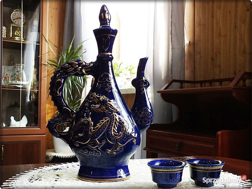 Orientalny Dzbanek Karafka porcelana w stylu Żary