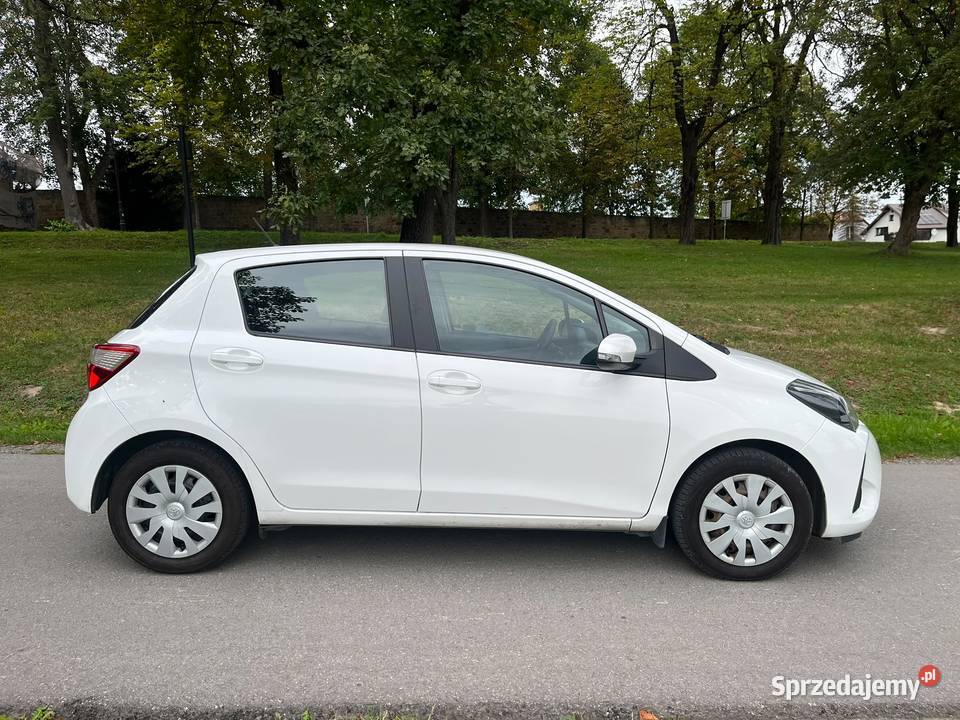 Toyota Yaris III 15 Active 112 Salon 4/5 Kalwaria Zebrzydowska