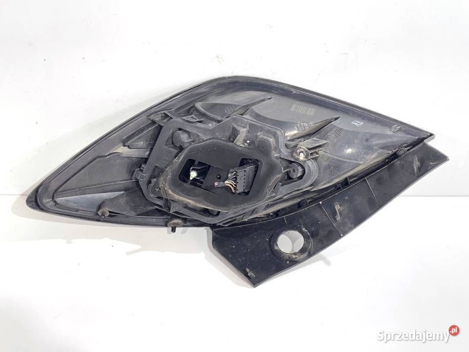 LAMPA LEWY TYŁ OPEL ASTRA H Hatchback 0510 osobowe