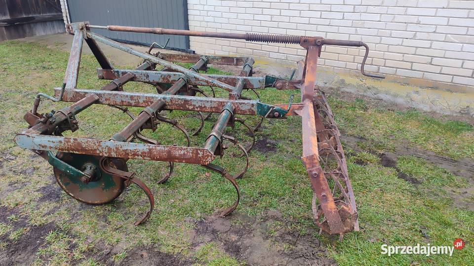 Pług 3 skibowy UG Agregat UG 21m z wałem Kombajn nieuszkodzony Pługi