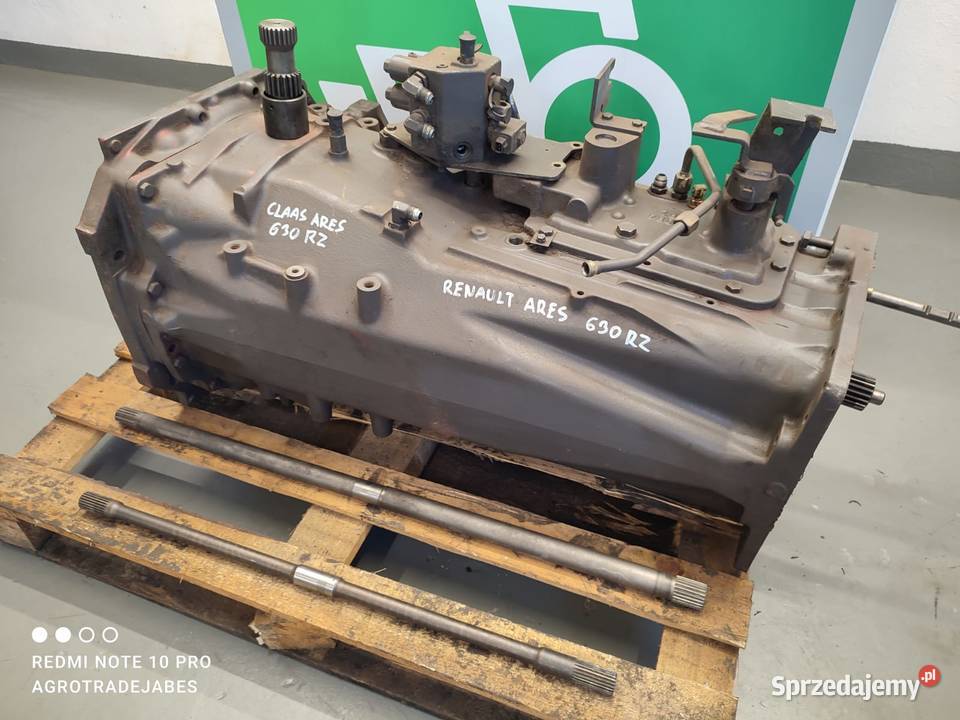 Skrzynia biegów 0220B4 6005027780 Claas Ares 630 Pozostałe Wilkowo