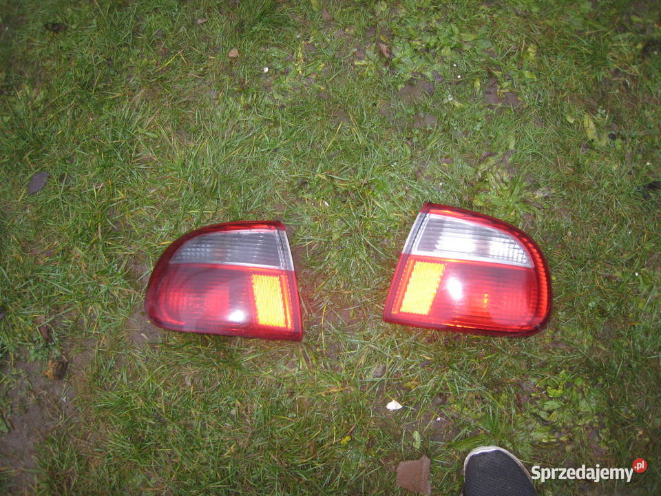 Lampa tylna prawa lewa Seat Toledo II 9805 Kraków