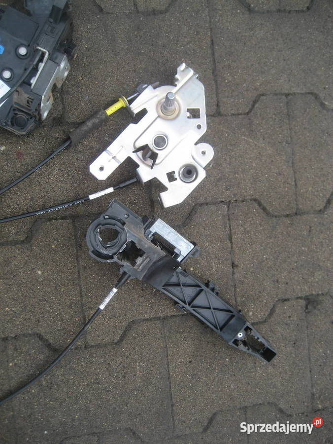 opel vivaro b trafic iii 1421r zamek drzwi prawy