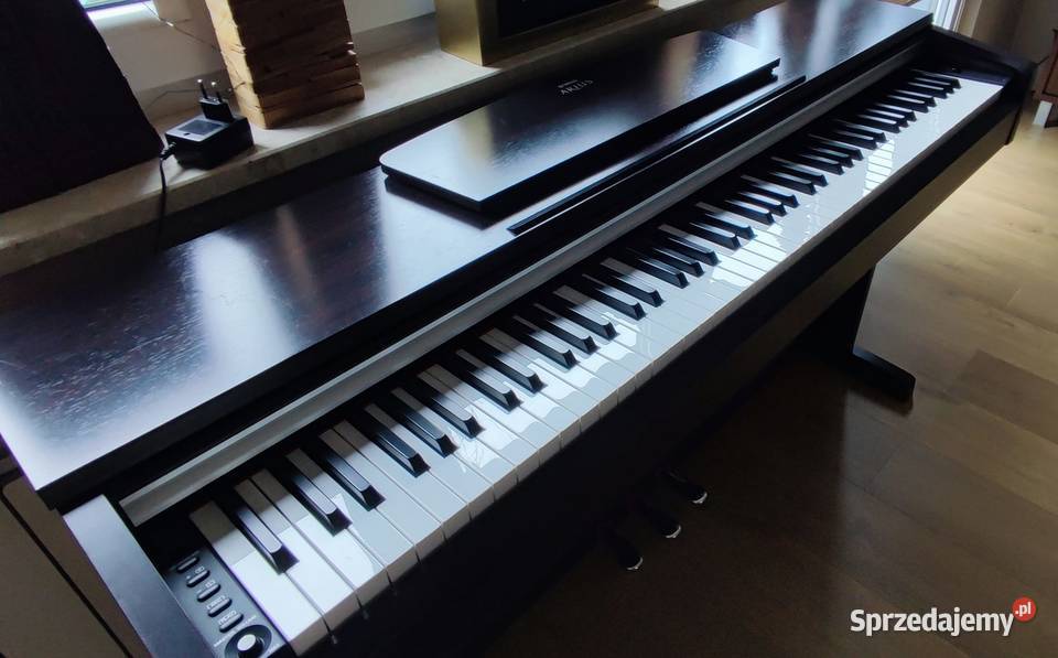 Pianino cyfrowe Yamaha Arius YDP-141