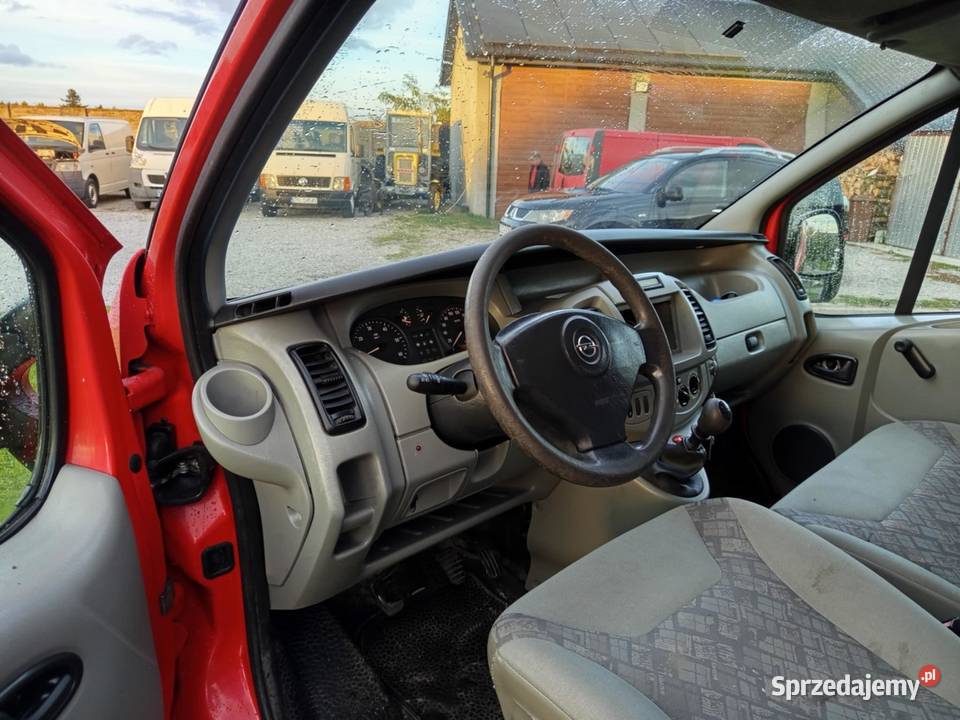 Opel Vivaro 2004 19 DTI Opel Wierzbica