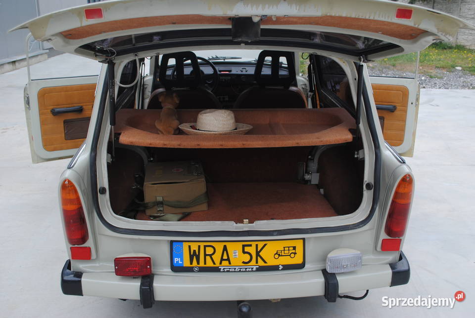 Trabant 601 Kombi Zabytek odbudowie sprowadzony nieuszkodzony Trabant Orońsko