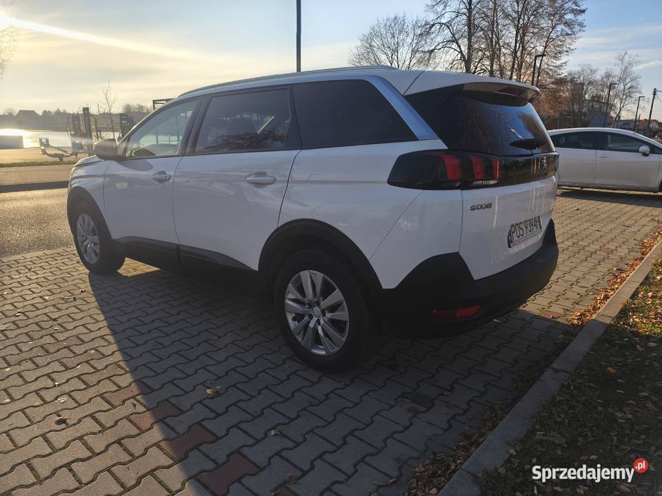 Peugeot 5008 15 HDi 127 światła przeciwmgielne Krotoszyn