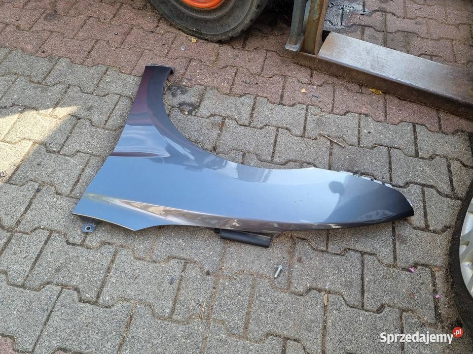 BŁOTNIK LEWY PRZÓD HYUNDAI i40 BŁOTNIK LEWY