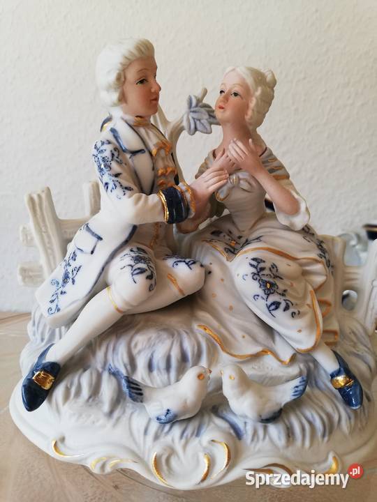 Figurka sygnowana Royal ręcznie malowana Porcelana i szkło Ropa sprzedam