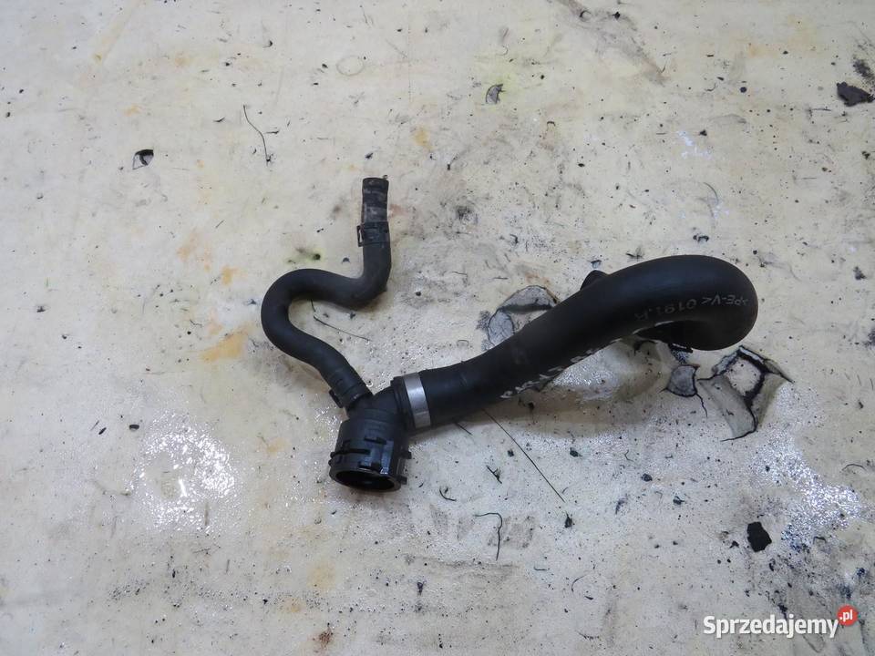 PRZEWÓD WODY PASSAT B8 20 TDI