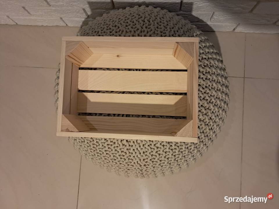 Drewniana skrzyneczka osłonka pudełko