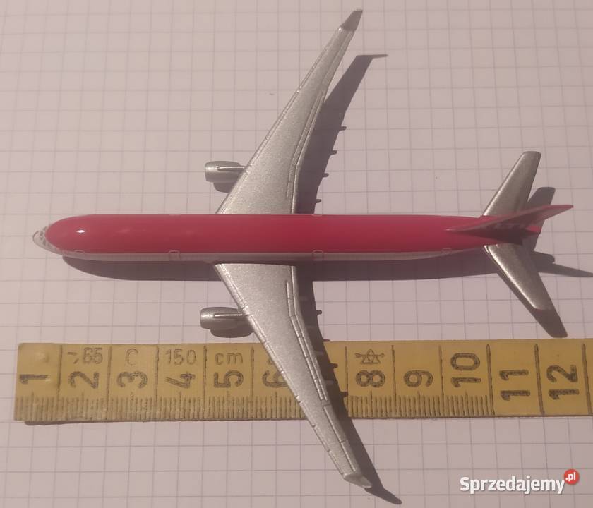 Model samolotu Airbus A 330 firmy SCHABAK Gdańsk