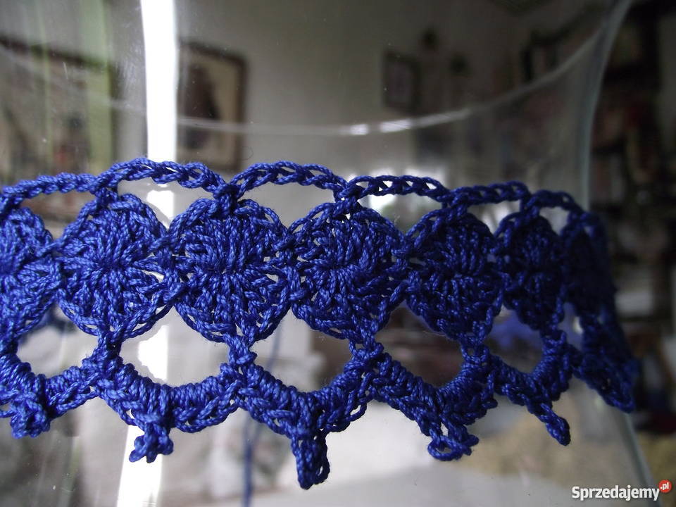 NASZYJNIK OBRÓŻKA Z BAWEŁNIANEJ KORONKI Naszyjniki