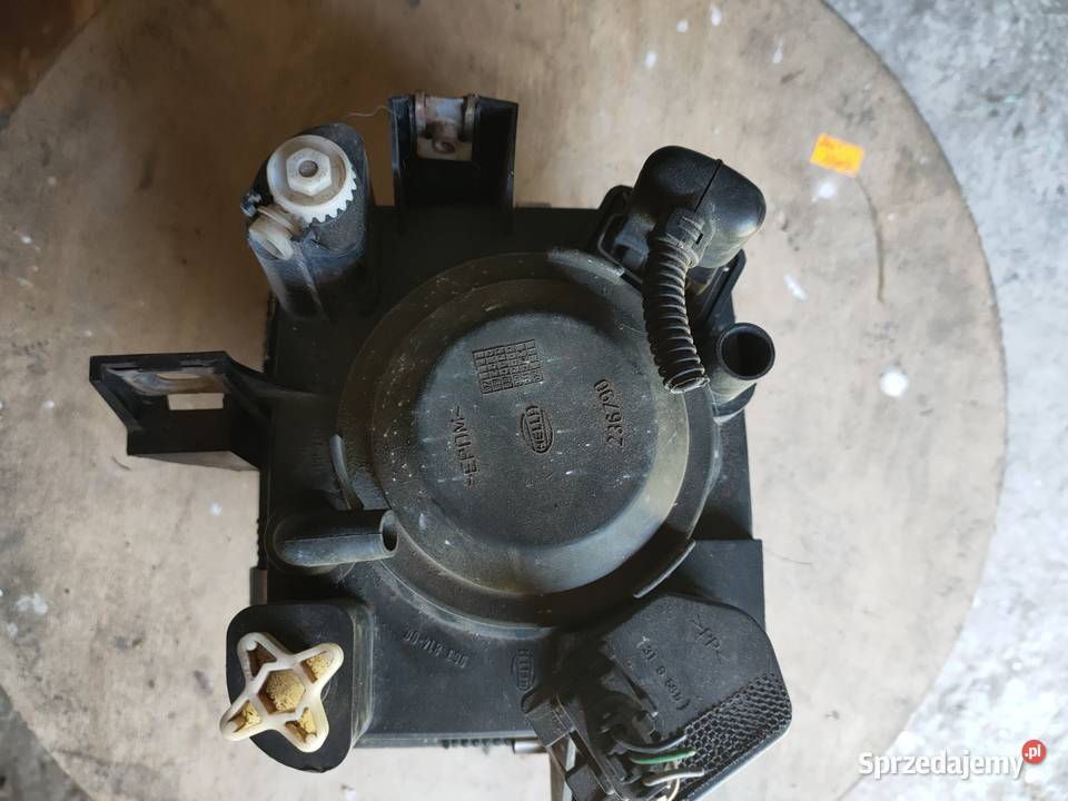 Lampa przednia prawa Fiat Multipla Zabełków