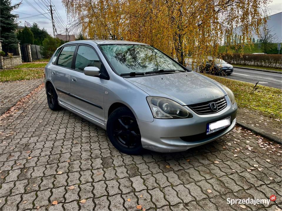 ŚlicznaZadbanaHondaCivicVII2005rLift14Benz 4/5