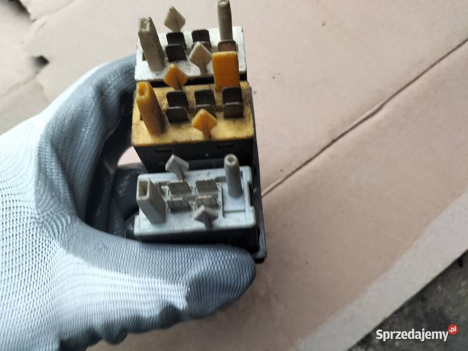PRZEŁĄCZNIK REGULACJI ŚWIATEŁ AUDI 80 90 B3 B4 Kamień-Kolonia