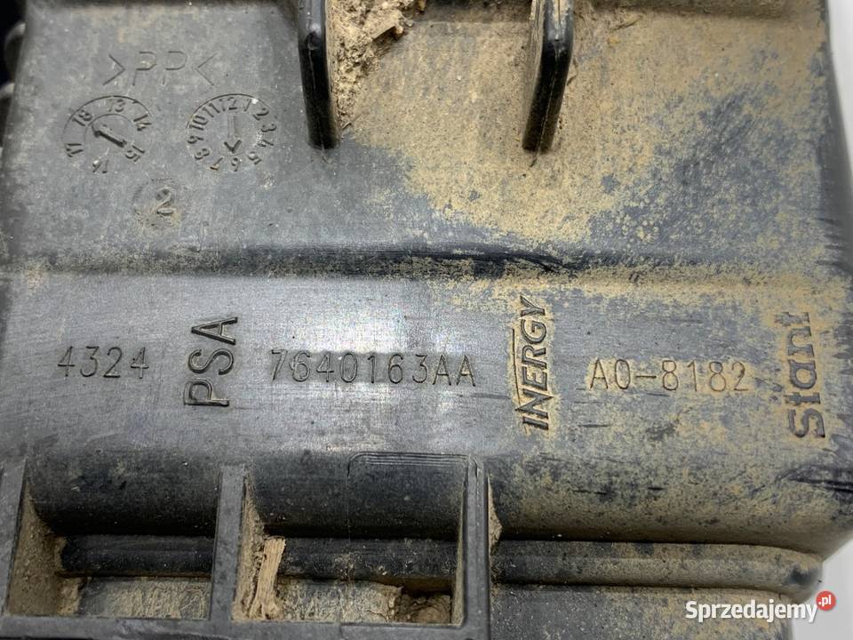 FILTR WĘGLOWY PEUGEOT 2008 I 7640163AA 12 110