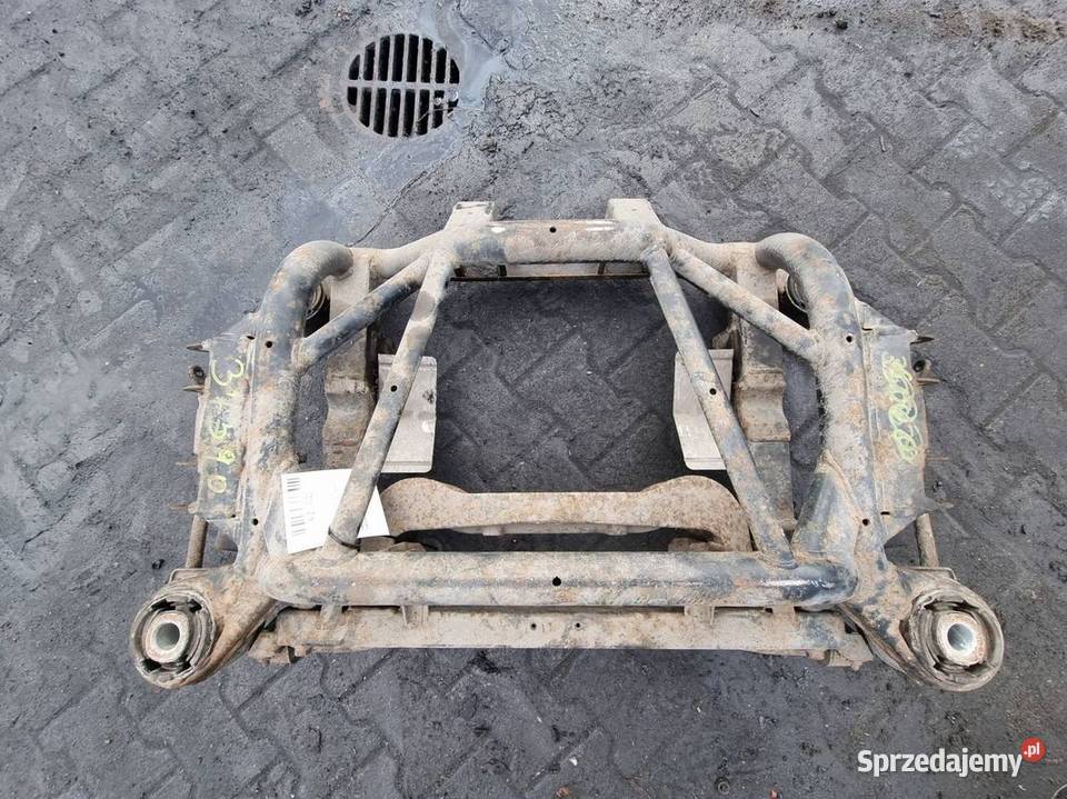 BELKA SANKI TYŁ MASERATI GRANTURISMO S Lipno