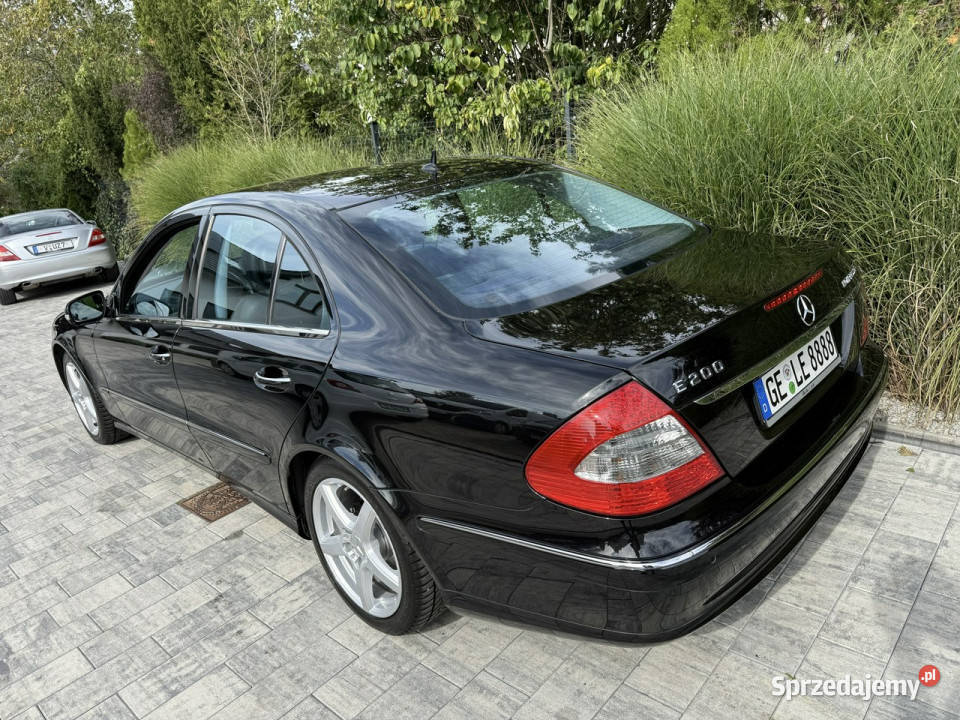 Mercedes E 200 zadbana 100 oryginalny przebieg lakier metallic Poznań
