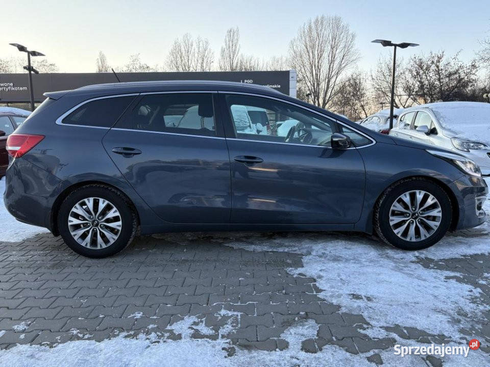 KIA Ceed 2016r Serwis ASO 16 135 manualna Warszawa