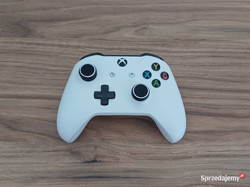 Xbox one s 500 gb z padem i grą Gry komputerowe i konsolowe Częstochowa