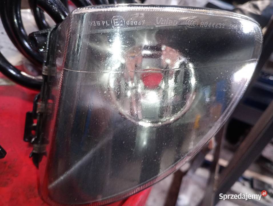 BMW f10 f11 halogen w zderzak jeden zaczep Pozostałe Wrocław sprzedam