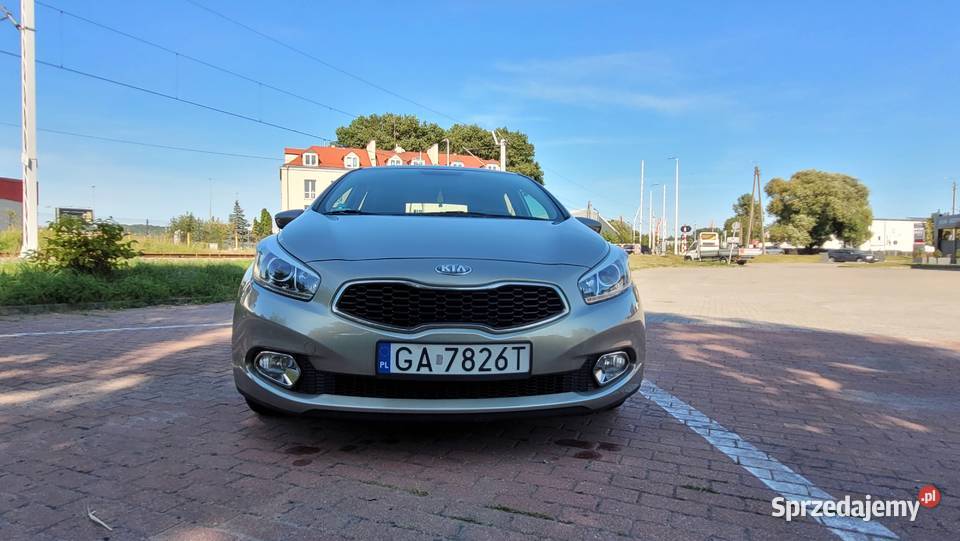 KIA Ceed 16 GDI hatchback hak druga właścicielka 128900km Gdynia