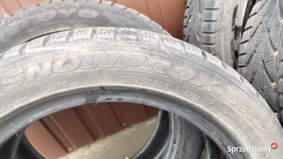 4 x Opony zimowe TOYO SNOWPROX 19550 R16