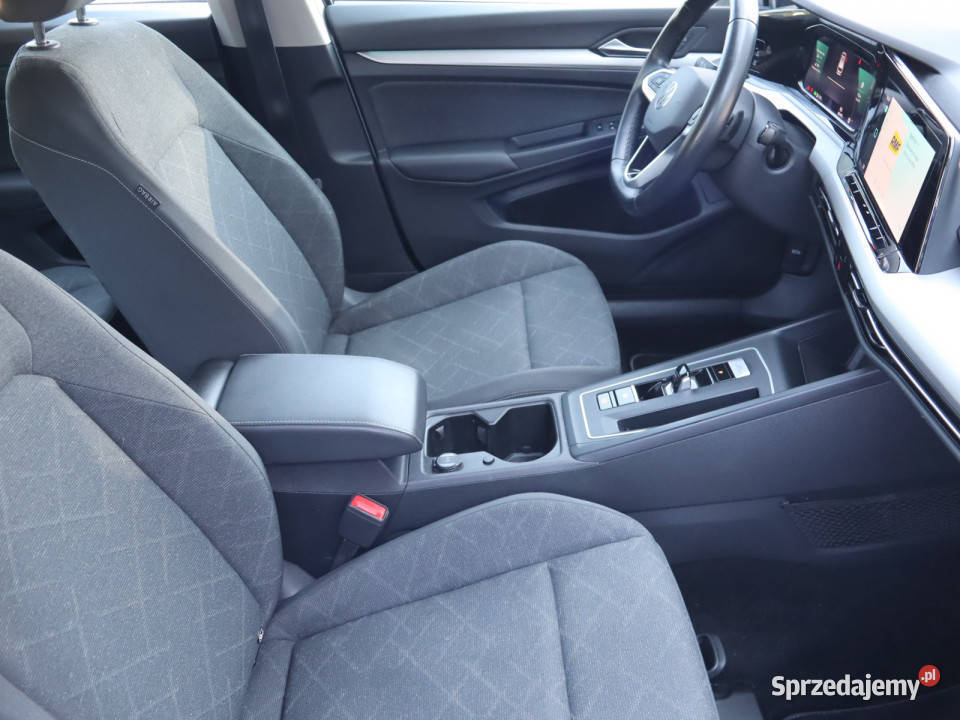 VW Golf 15 eTSI czujnik zmierzchu Katowice
