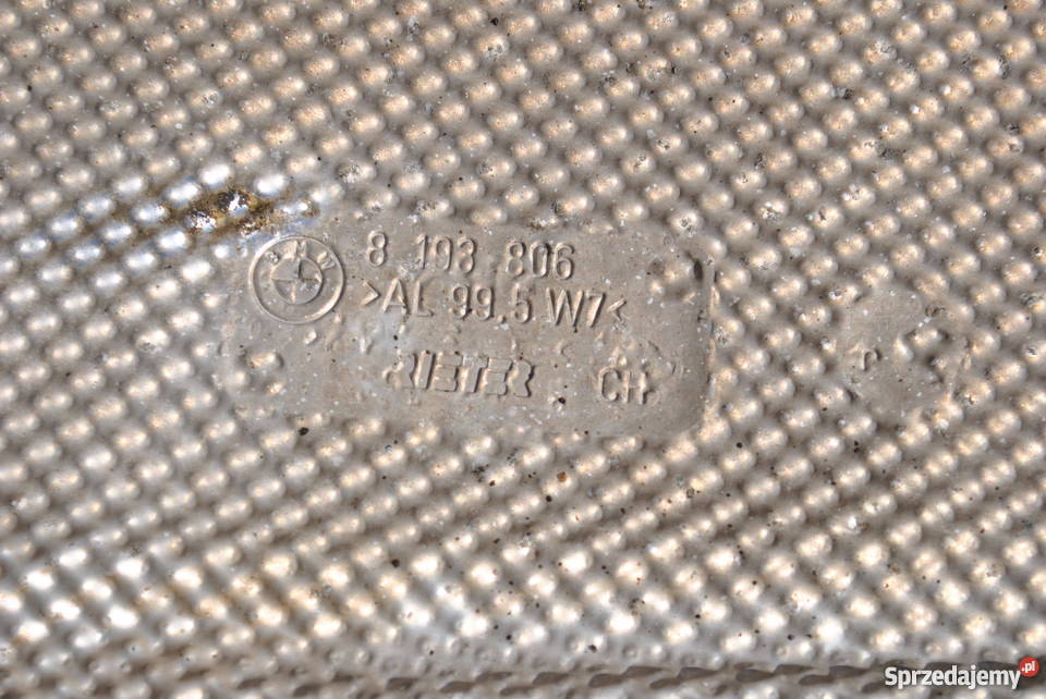 Izolacja termiczna przednia prawa BMW E46 osobowe Poręba