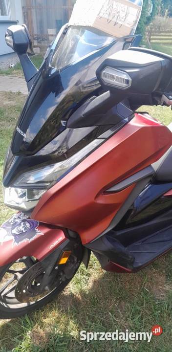 Sprzedam skuter marki Honda Forza 125 2019r sprzedam
